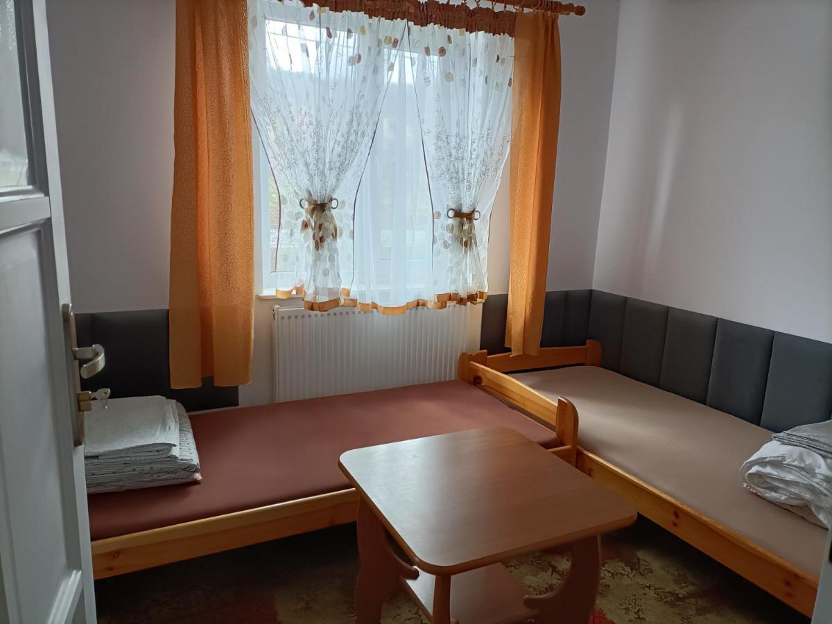 Jasionka 2 Apartment Ustrzyki Dolne Exterior photo